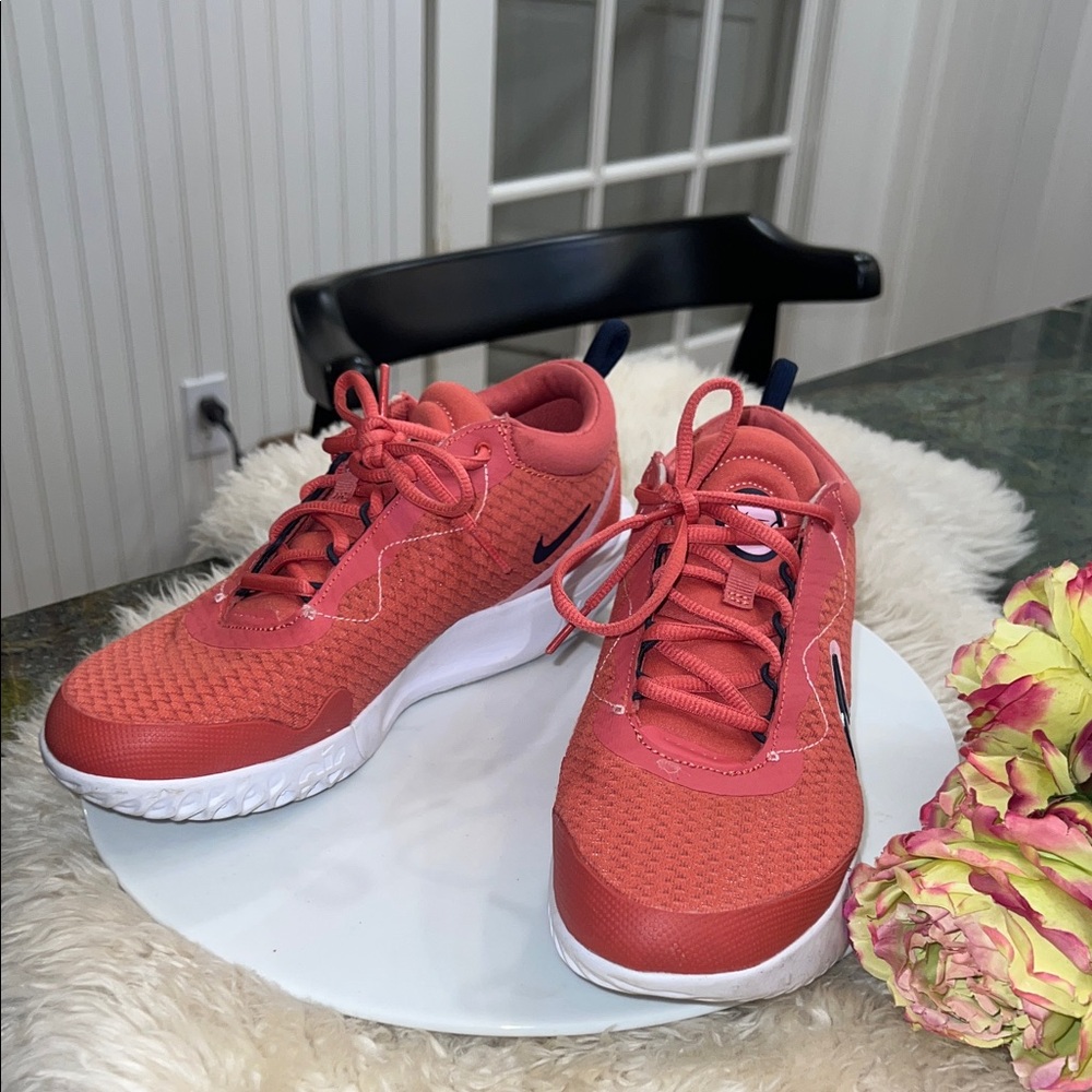 Nike Women's Coral Red Sneakers